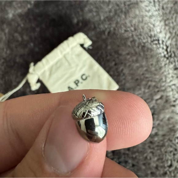 A.P.C. Silver Acorn Earrings - Picture 4 of 5
